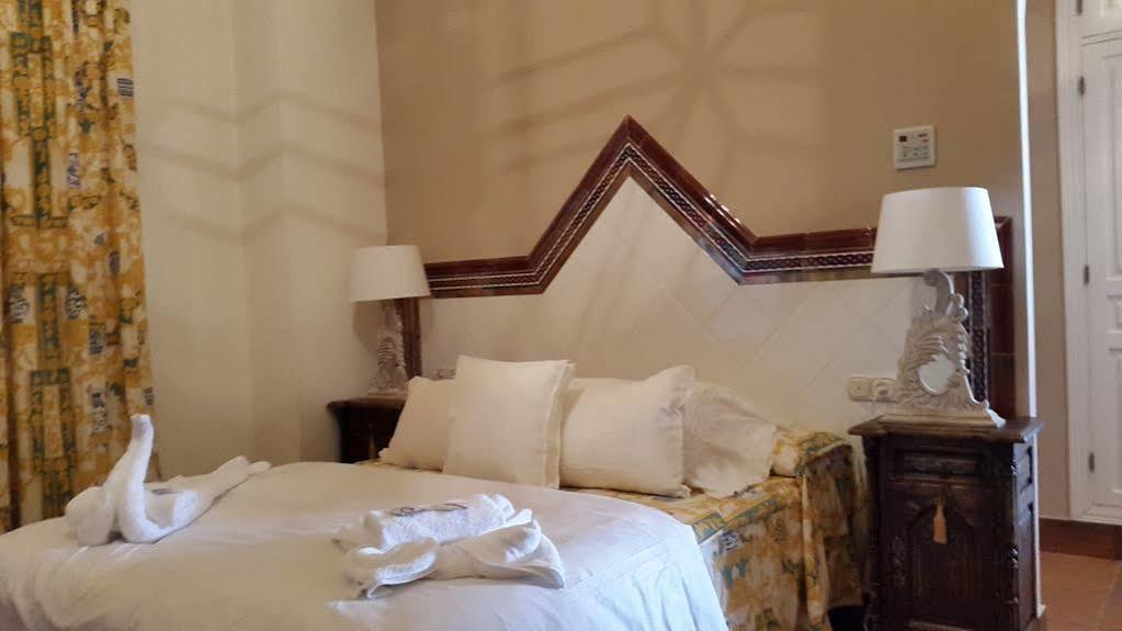 Palacio Donana , Rural & Luxury Эль-Росио Экстерьер фото